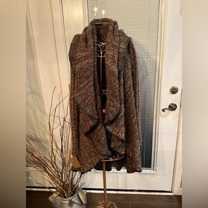 Elegant Brown Women's Cape
